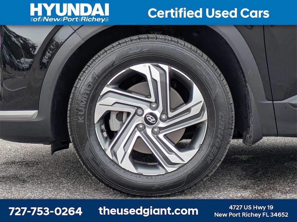 used 2023 Hyundai Santa Fe car, priced at $19,880