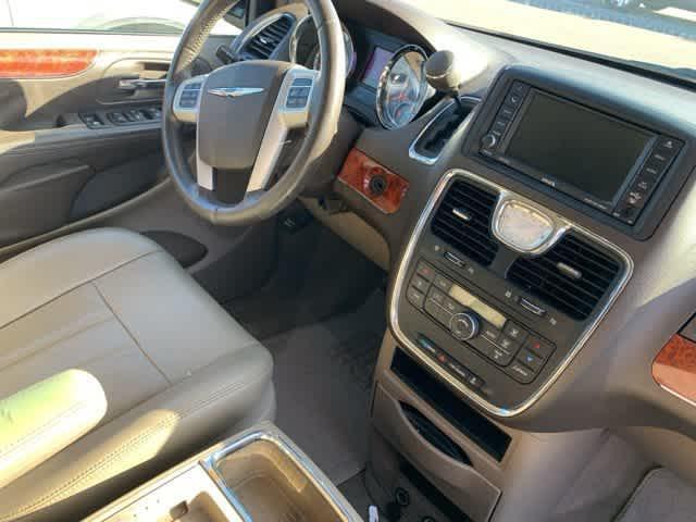 used 2014 Chrysler Town & Country car, priced at $9,537