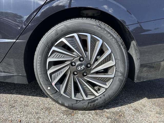 new 2025 Hyundai Sonata Hybrid car, priced at $32,291