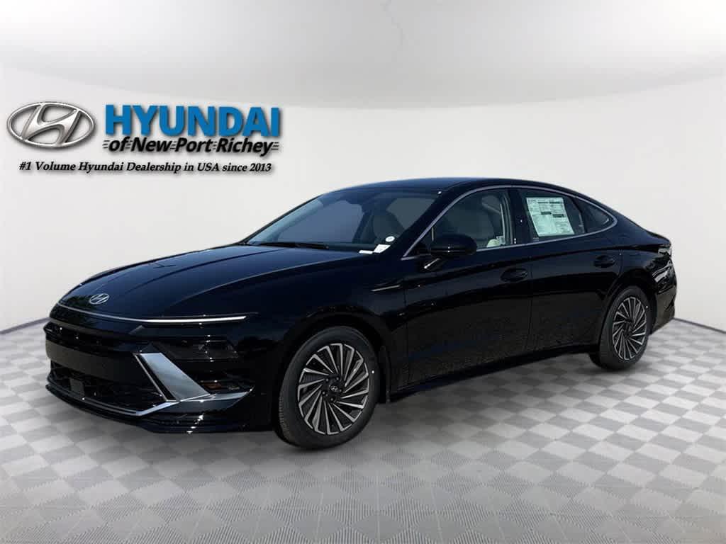 new 2025 Hyundai Sonata Hybrid car, priced at $29,293