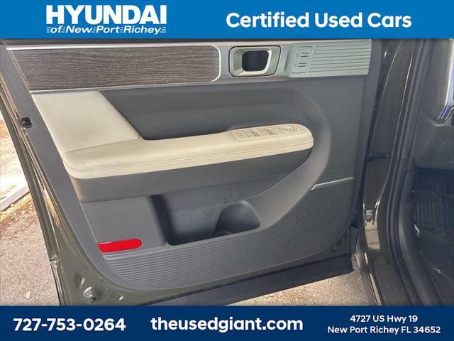 used 2024 Hyundai Santa Fe car, priced at $34,998
