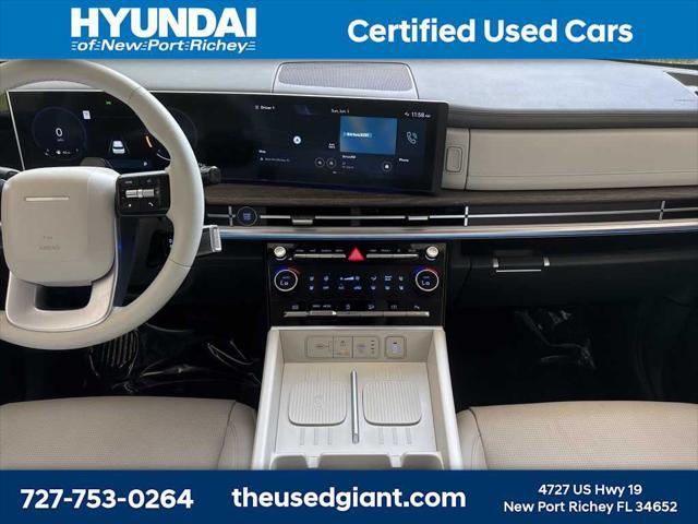 used 2024 Hyundai Santa Fe car, priced at $34,998