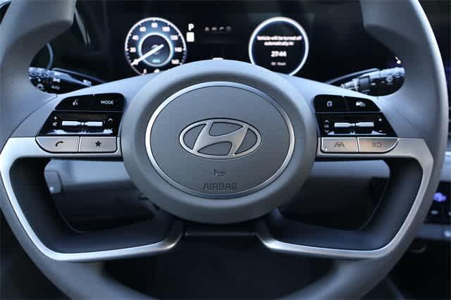 new 2024 Hyundai Elantra HEV car, priced at $27,270