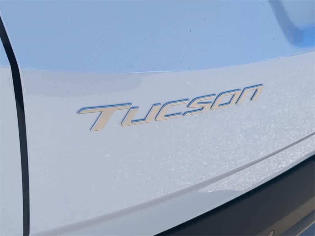 new 2025 Hyundai TUCSON Hybrid car, priced at $41,476