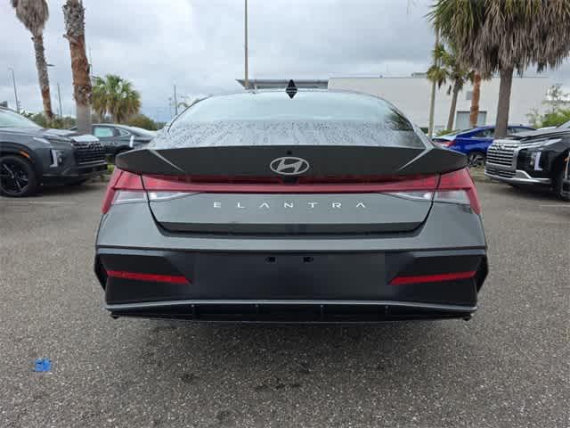 new 2025 Hyundai Elantra car, priced at $26,657