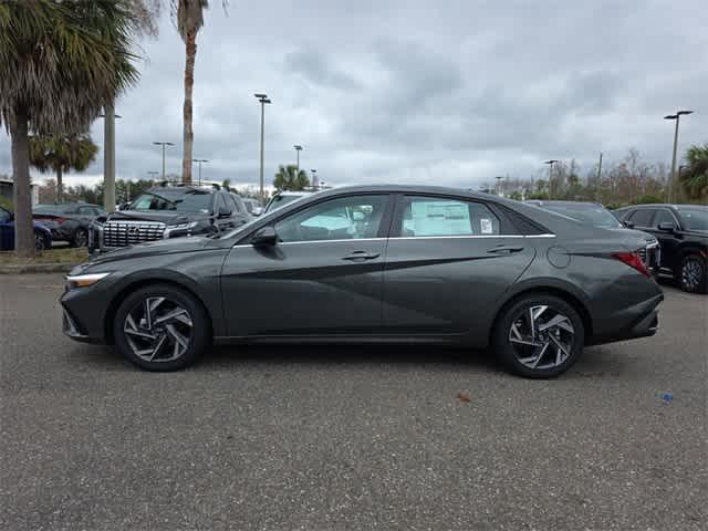 new 2025 Hyundai Elantra car, priced at $26,657