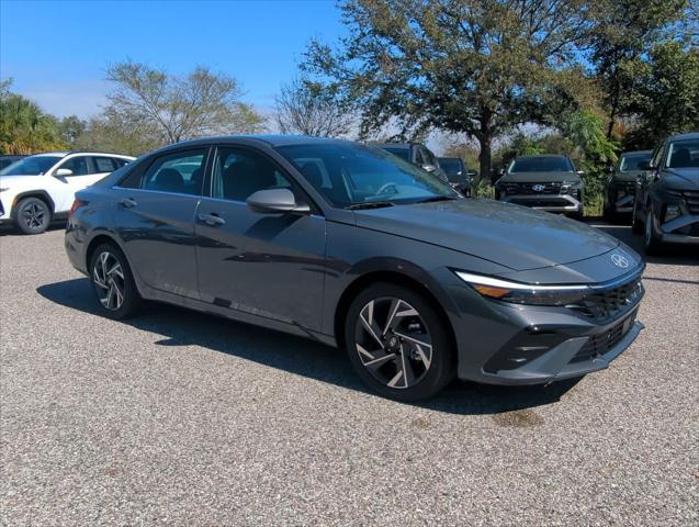 new 2025 Hyundai Elantra car, priced at $26,658