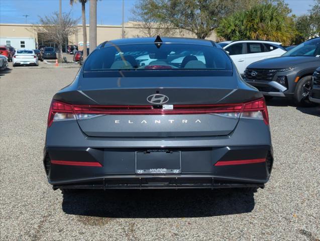 new 2025 Hyundai Elantra car, priced at $26,658