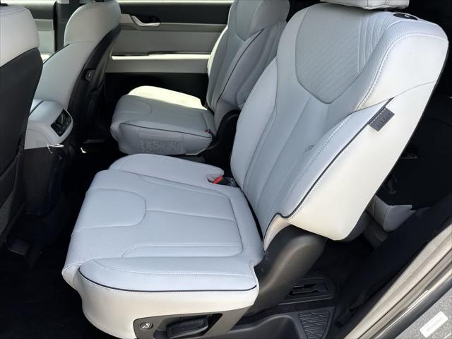 new 2025 Hyundai Palisade car, priced at $40,067