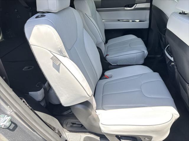 new 2025 Hyundai Palisade car, priced at $40,067