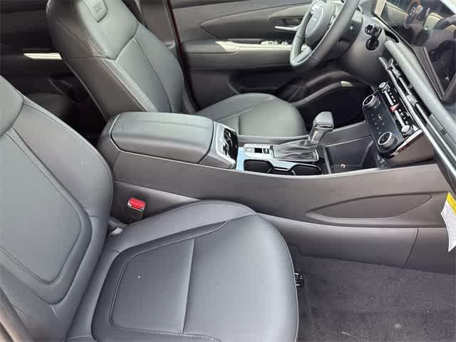 new 2025 Hyundai Tucson car, priced at $34,195