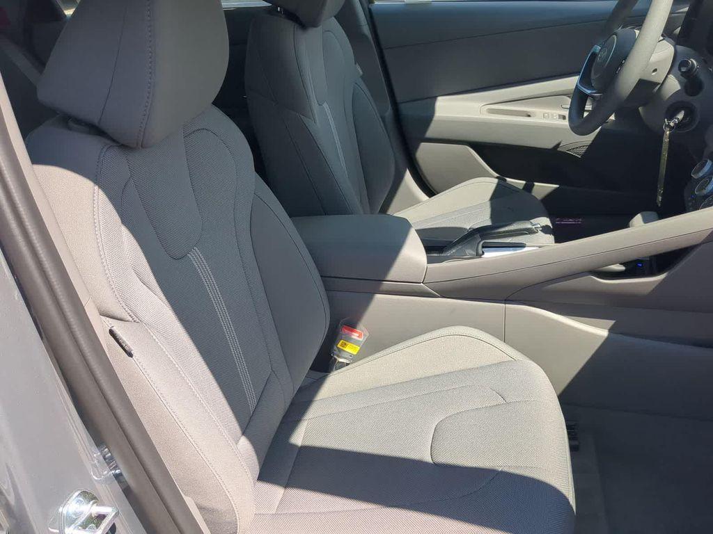 new 2025 Hyundai Elantra car, priced at $20,541