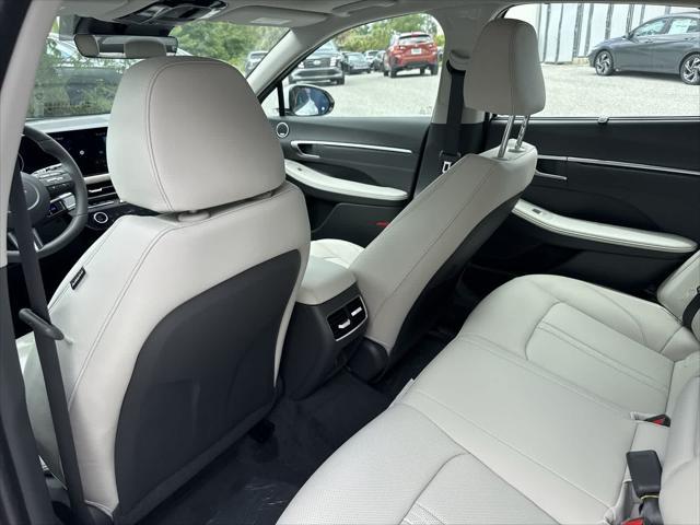 new 2025 Hyundai Sonata Hybrid car, priced at $39,034