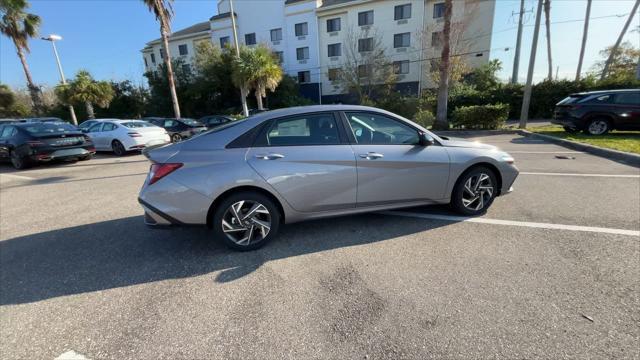 new 2025 Hyundai Elantra car, priced at $28,076