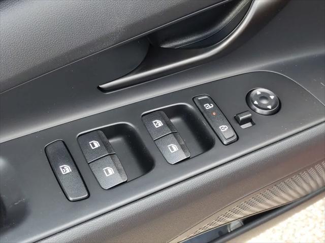 new 2025 Hyundai Elantra car, priced at $24,777