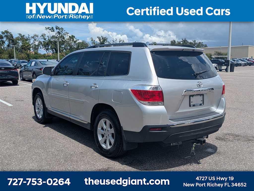 used 2012 Toyota Highlander car, priced at $9,998