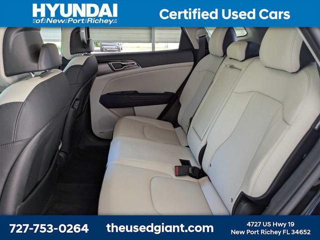 used 2025 Kia Sportage Hybrid car, priced at $29,998