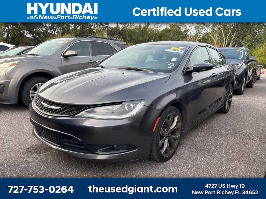used 2015 Chrysler 200 car, priced at $999