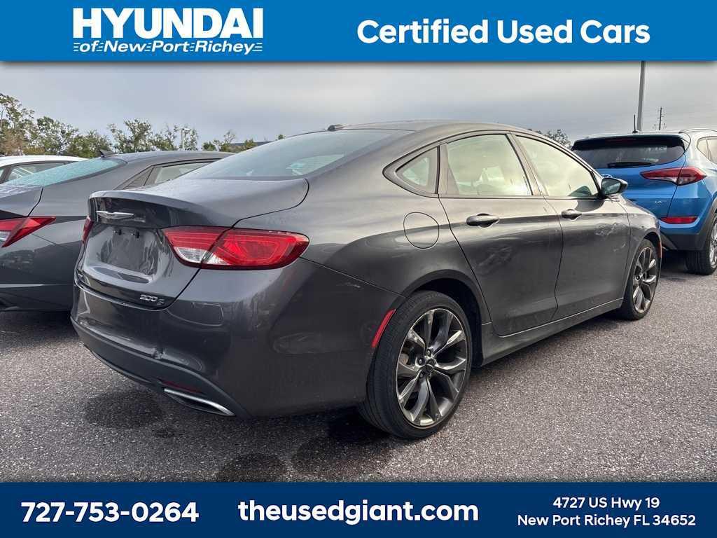 used 2015 Chrysler 200 car, priced at $999