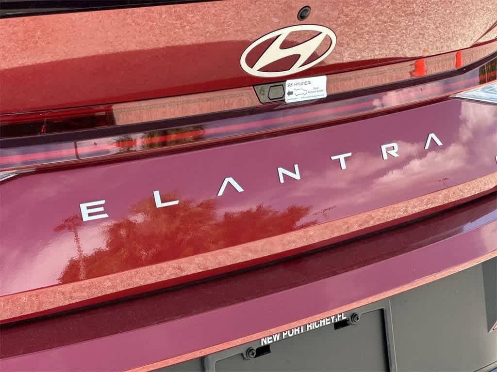 new 2025 Hyundai ELANTRA HEV car, priced at $25,999