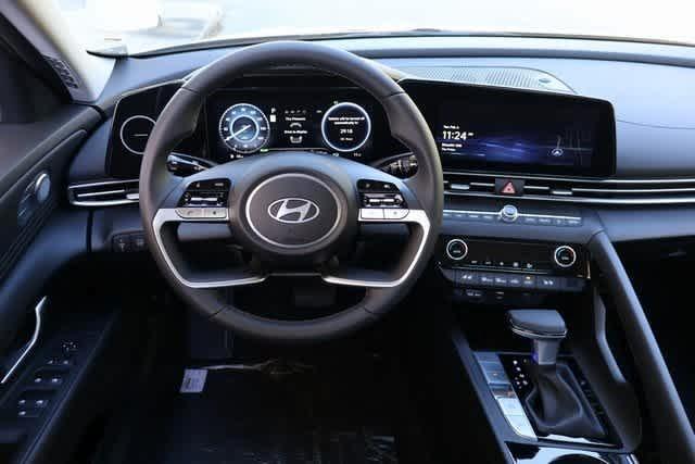 new 2024 Hyundai Elantra HEV car, priced at $30,372