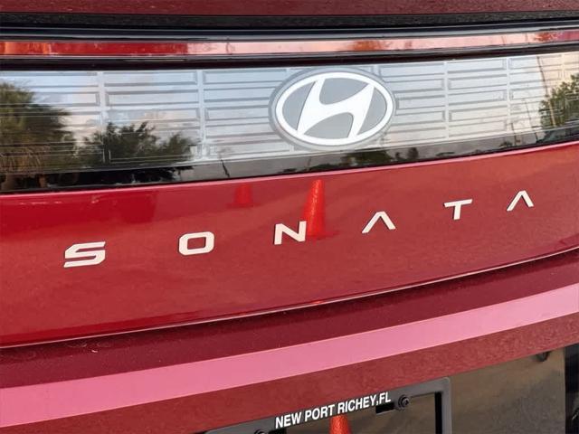 new 2025 Hyundai Sonata Hybrid car, priced at $32,719