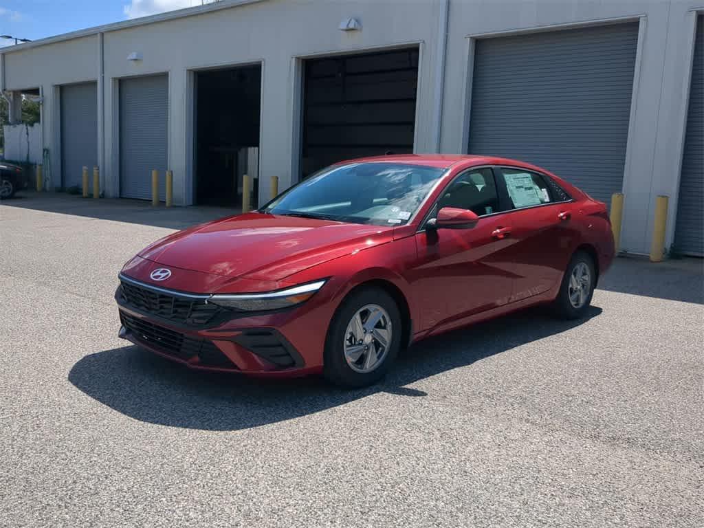 new 2025 Hyundai Elantra car, priced at $21,026