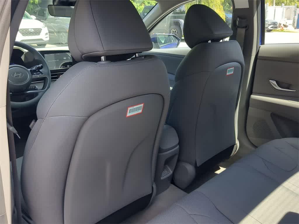 new 2025 Hyundai Elantra car, priced at $21,026