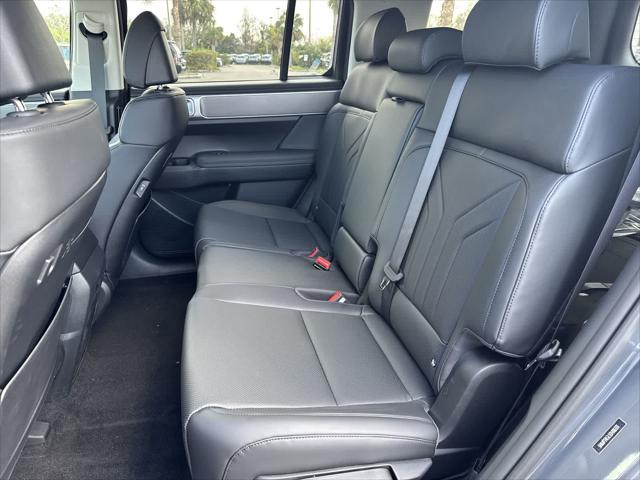 new 2025 Hyundai Santa Fe car, priced at $37,619