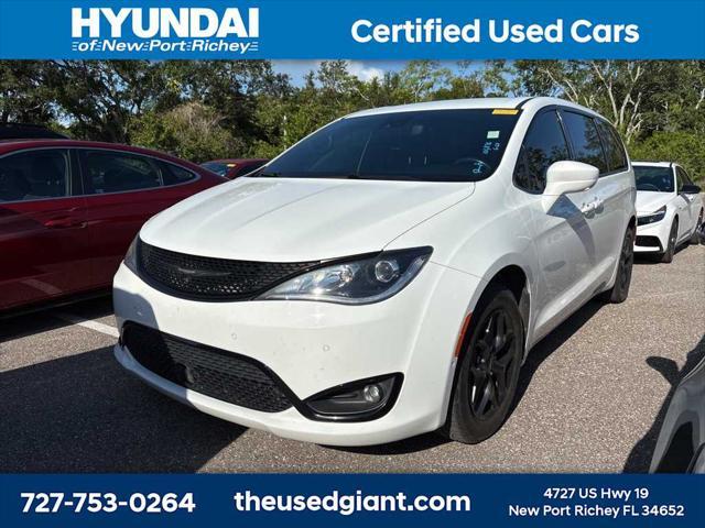 used 2019 Chrysler Pacifica car