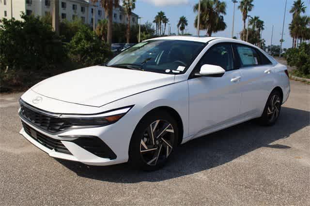 new 2025 Hyundai Elantra car, priced at $26,923