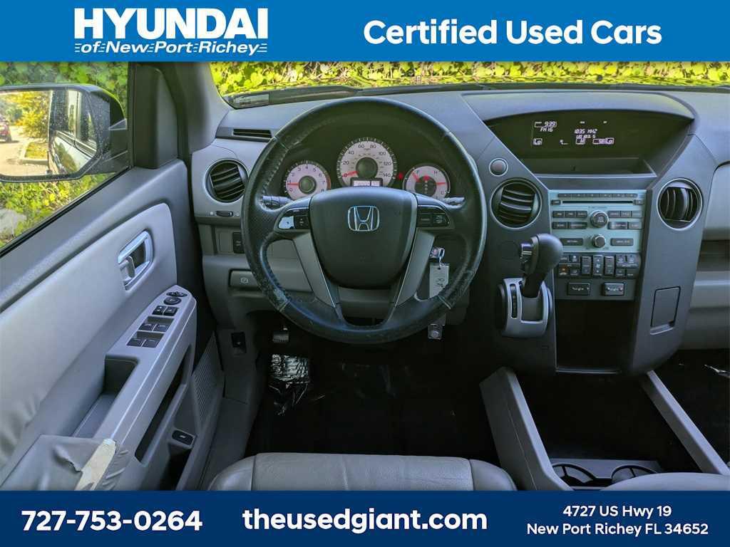 used 2011 Honda Pilot car, priced at $4,995