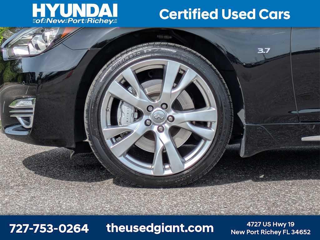 used 2015 INFINITI Q70L car, priced at $18,880