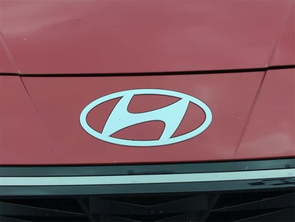 new 2025 Hyundai Elantra car, priced at $24,366