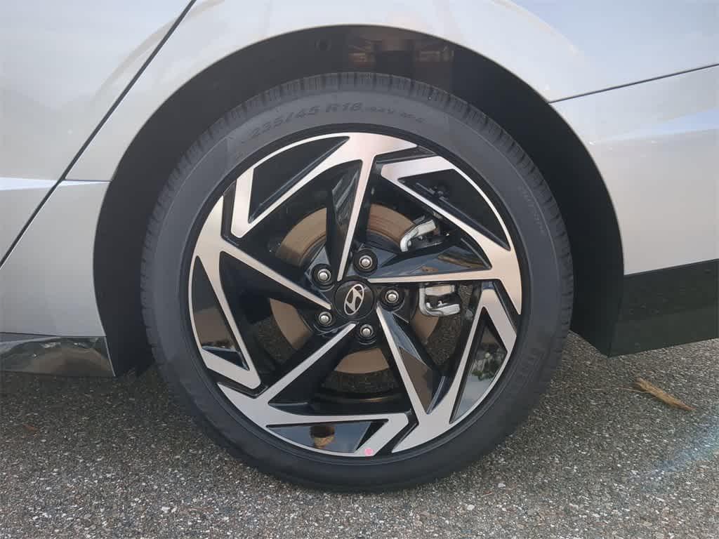 new 2025 Hyundai Sonata car, priced at $29,679