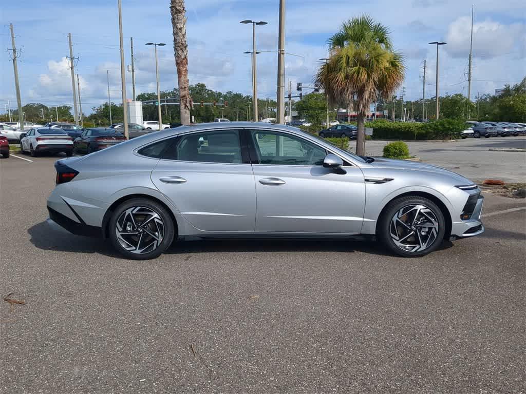 new 2025 Hyundai Sonata car, priced at $29,679