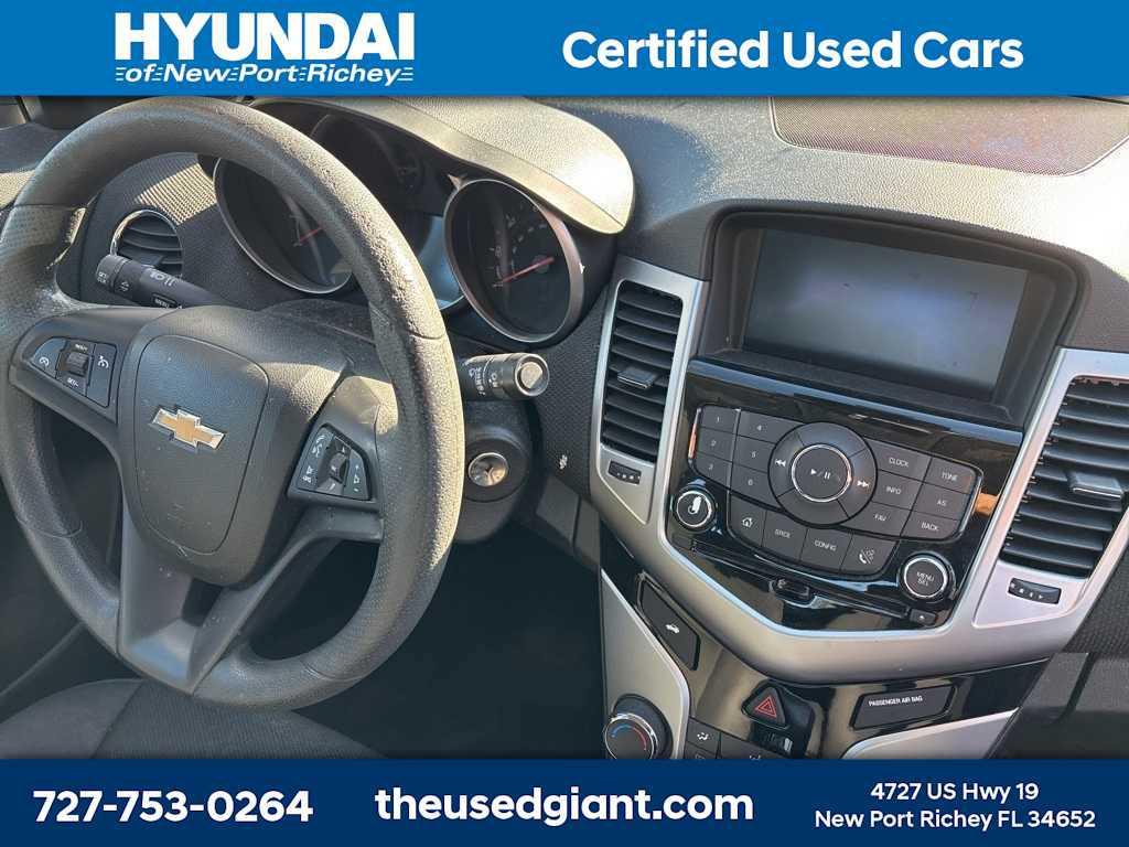 used 2015 Chevrolet Cruze car, priced at $3,998