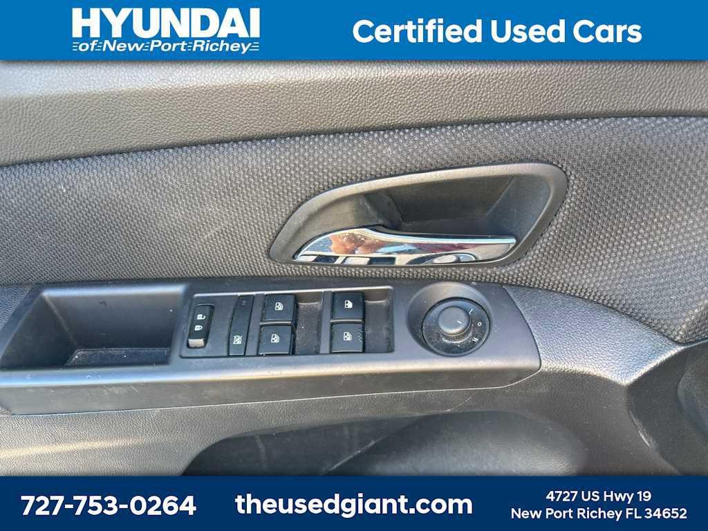 used 2015 Chevrolet Cruze car, priced at $3,998