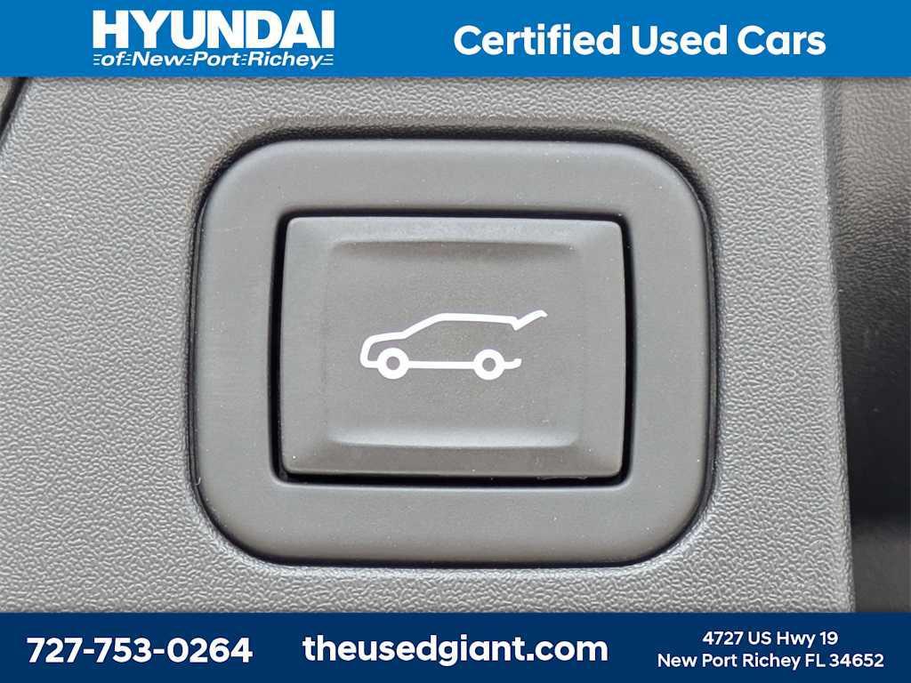 used 2023 Buick Envision car, priced at $28,220