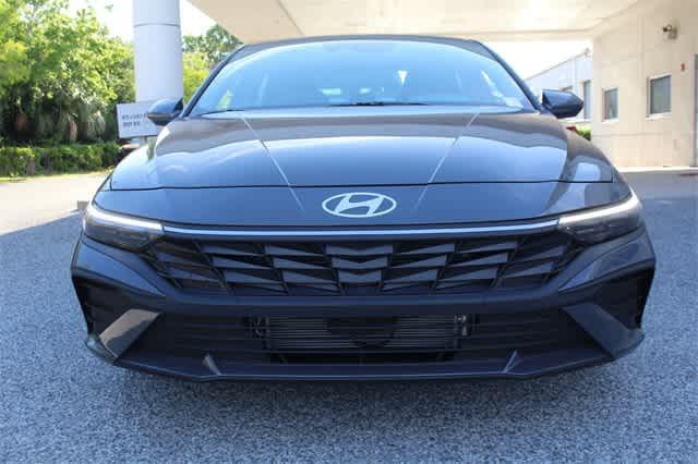 new 2024 Hyundai Elantra HEV car, priced at $25,260