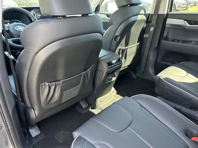 new 2025 Hyundai Palisade car, priced at $44,269