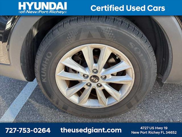 used 2019 Kia Sorento car, priced at $9,998