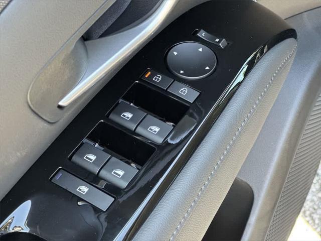new 2025 Hyundai Tucson car, priced at $39,176