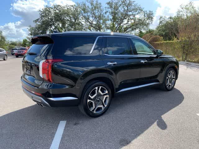 used 2024 Hyundai Palisade car, priced at $42,156