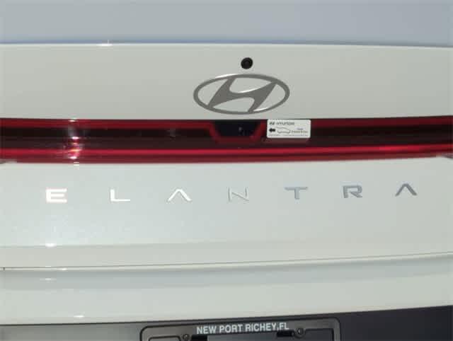 new 2025 Hyundai Elantra car, priced at $26,913