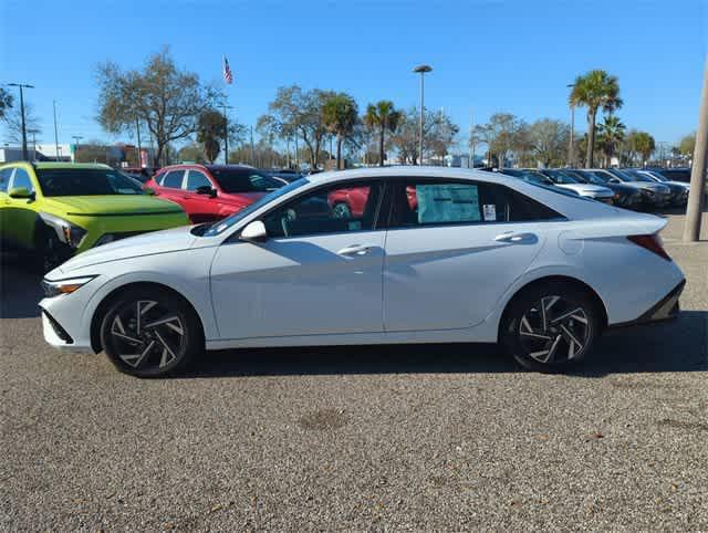 new 2025 Hyundai Elantra car, priced at $26,913