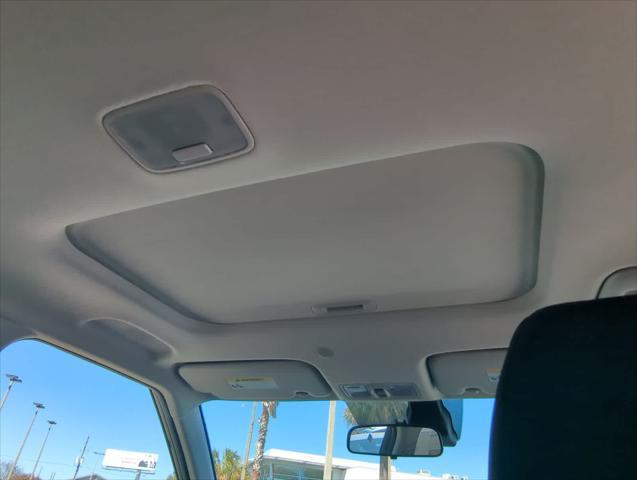 new 2025 Hyundai Venue car, priced at $23,652