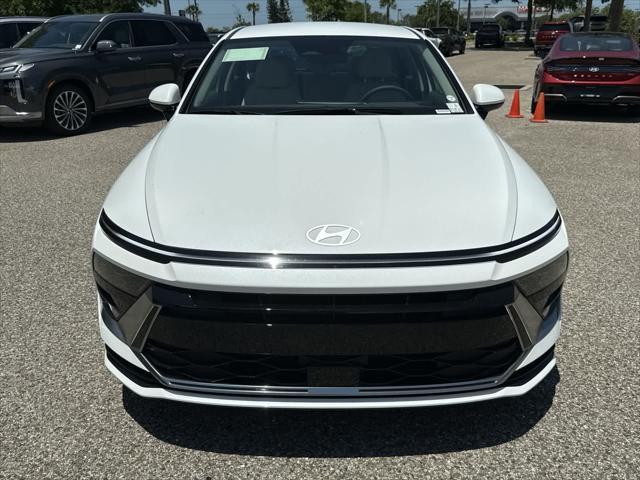 new 2025 Hyundai Sonata Hybrid car, priced at $32,719