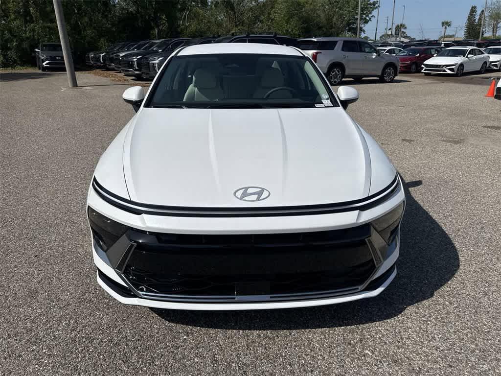new 2025 Hyundai Sonata Hybrid car, priced at $29,718