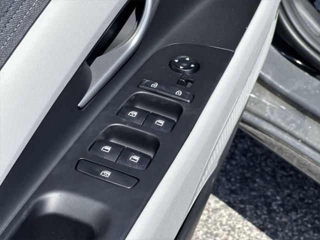new 2025 Hyundai Elantra car, priced at $27,716